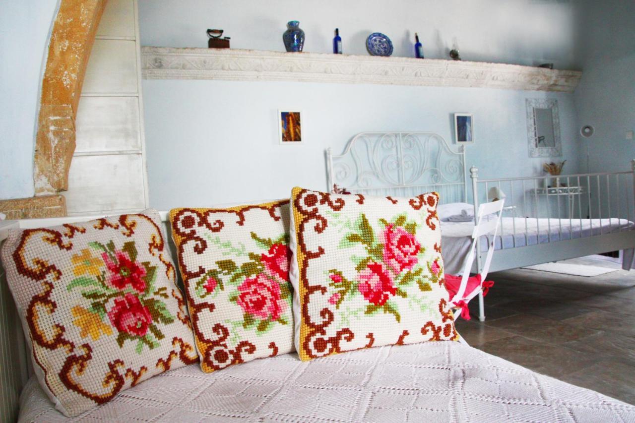 Aperanti Agrotourism Bed & Breakfast Pera Orinis Exterior photo