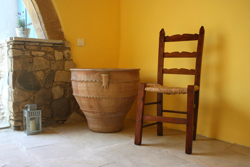 Aperanti Agrotourism Bed & Breakfast Pera Orinis Exterior photo